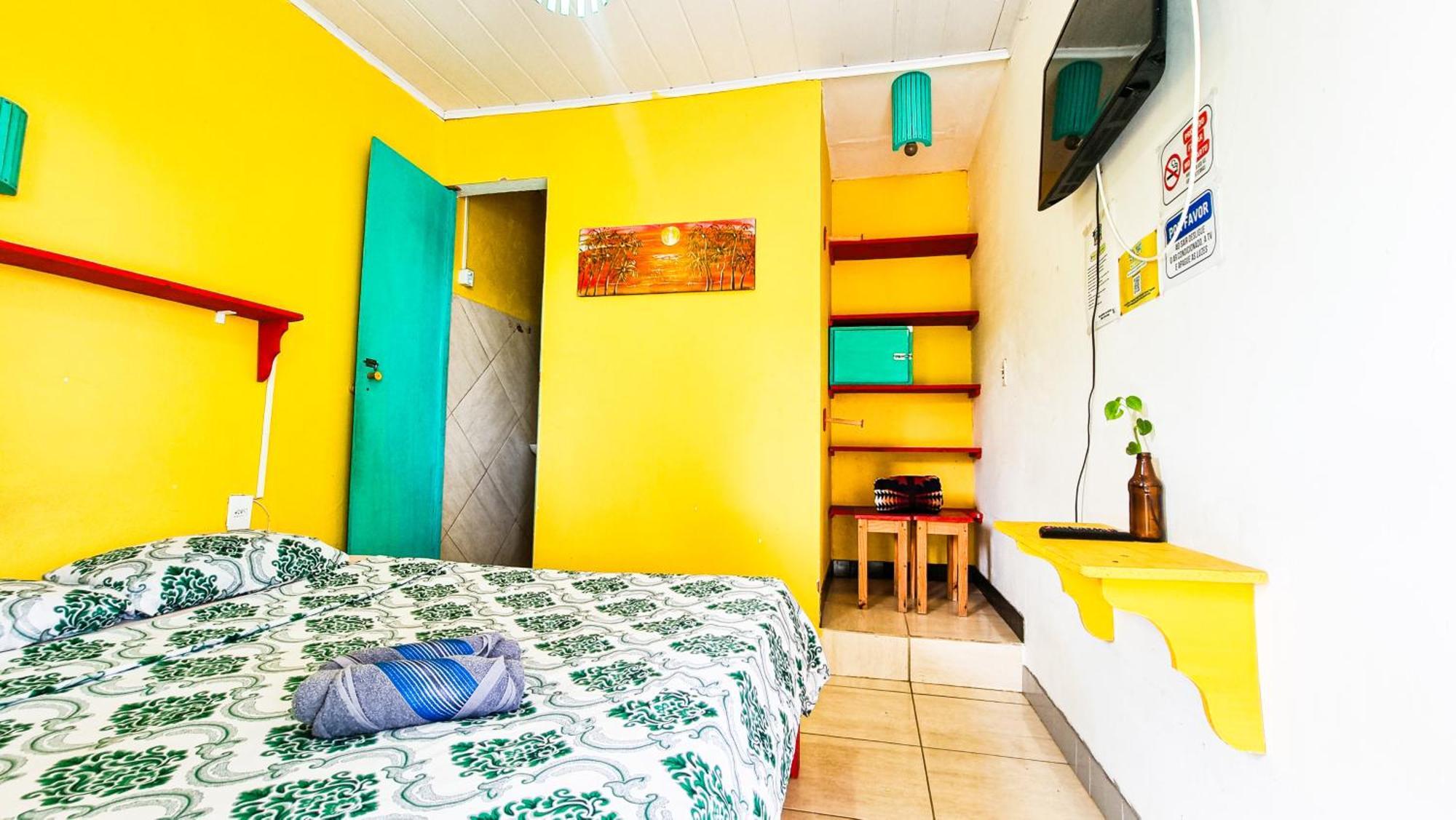 Proxima Estacion Hostel Масейо Екстер'єр фото